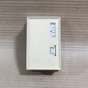Ts-8111-0-0-1 Barber Colman Solid State Room Sensor Thermostat Ts8111001 Hvac Ts-8111-0-0-1 Barber Colman Solid State Room Sensor Thermostat Ts8111001 Hvac