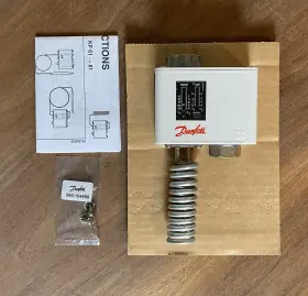 060l203866 Danfoss Kp76 Thermostat Temperature Swith With Room Sensor 060l203866 Danfoss Kp76 Thermostat Temperature Swith With Room Sensor