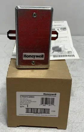 C7041c2003 Honeywell Duct Sensor