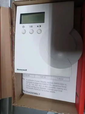T7560b1032 Honeywell Digital Wall Modules/white Temp/hum Sensor New