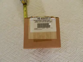 He-6300-1 Johnson Controls Room Humidity Transmitter With Temp Sensor New Open Box He-6300-1 Johnson Controls Room Humidity Transmitter With Temp Sensor New Open Box