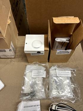 Johnson Controls He-68n3-onoows Wall Mount Temperature Sensor