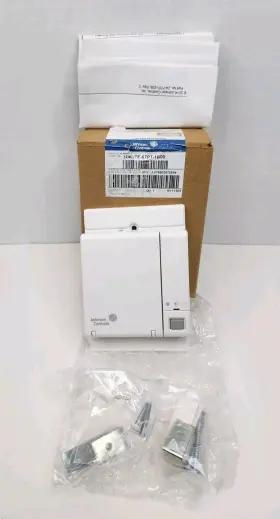 Te-67pt-1b00 Johnson Controls New Temperature Sensor White