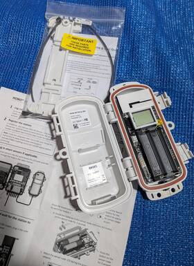 Onset Rxw-thc-b-900 Hobo Rxw-thc-b Wireless Temp/rh Sensor Battery Powered White