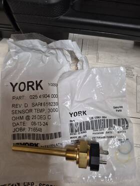 York 025-41904-000 Temperature Sensor