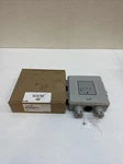 Johnson Controls GS302WMXBR2A Gas Sensor, Combined CO/NO2 Bacnet W/ Temperature New. Price: $349.99.