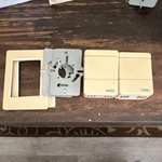 Siemens Beige Hvac Sensors With Mounting Plates Plastic Metal Set Used. Price: $40.00.